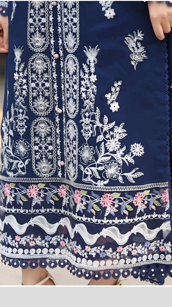 🌟 “Midnight Bloom” Embroidered Suit - Image 9